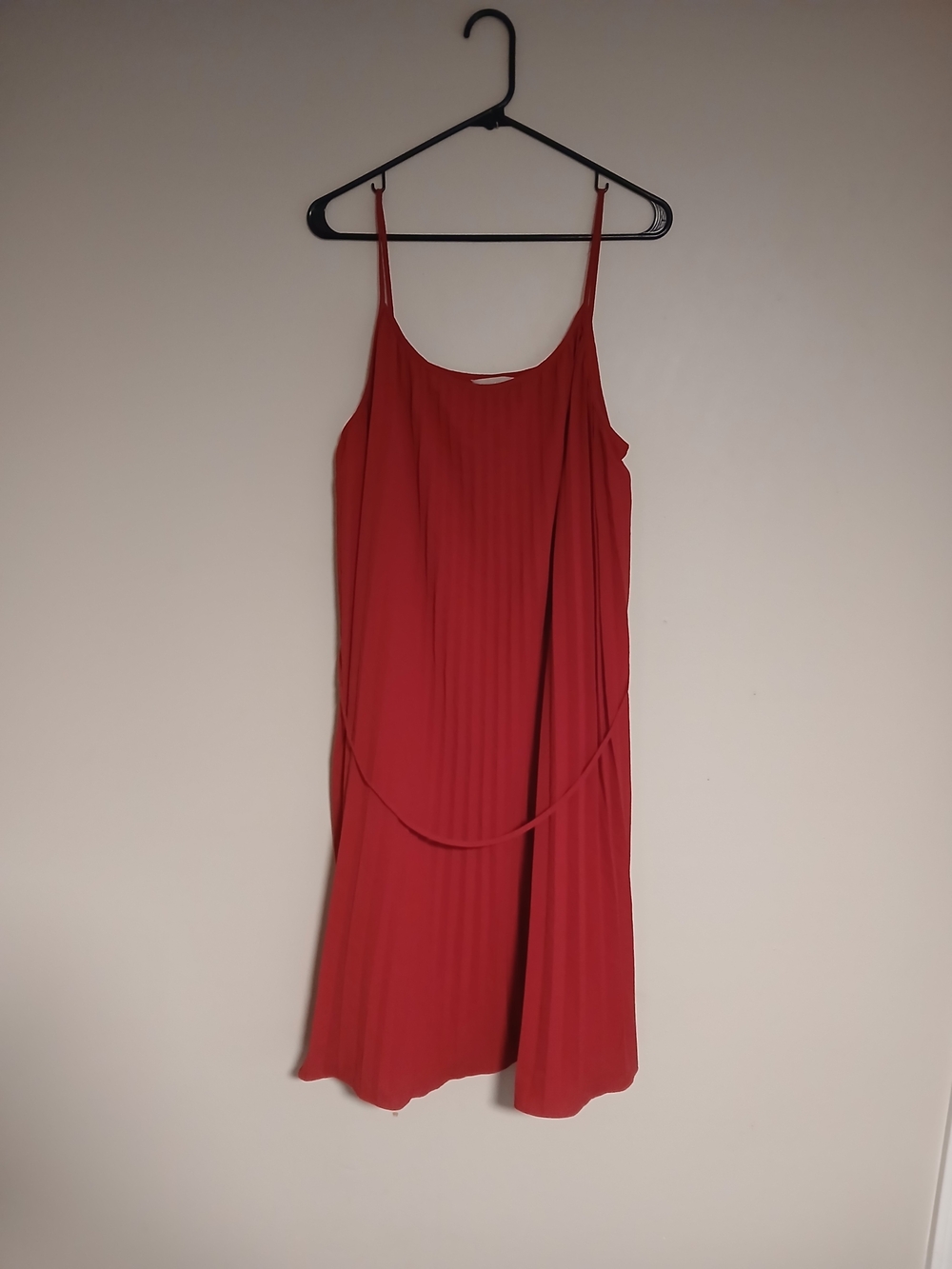 H&M Red Spaghetti-Strap Mini Dress - Picture 3 of 3